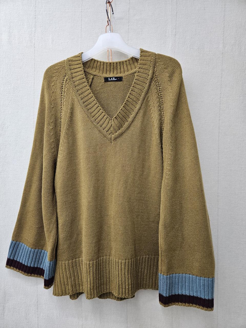 LAP  브이넥울니트