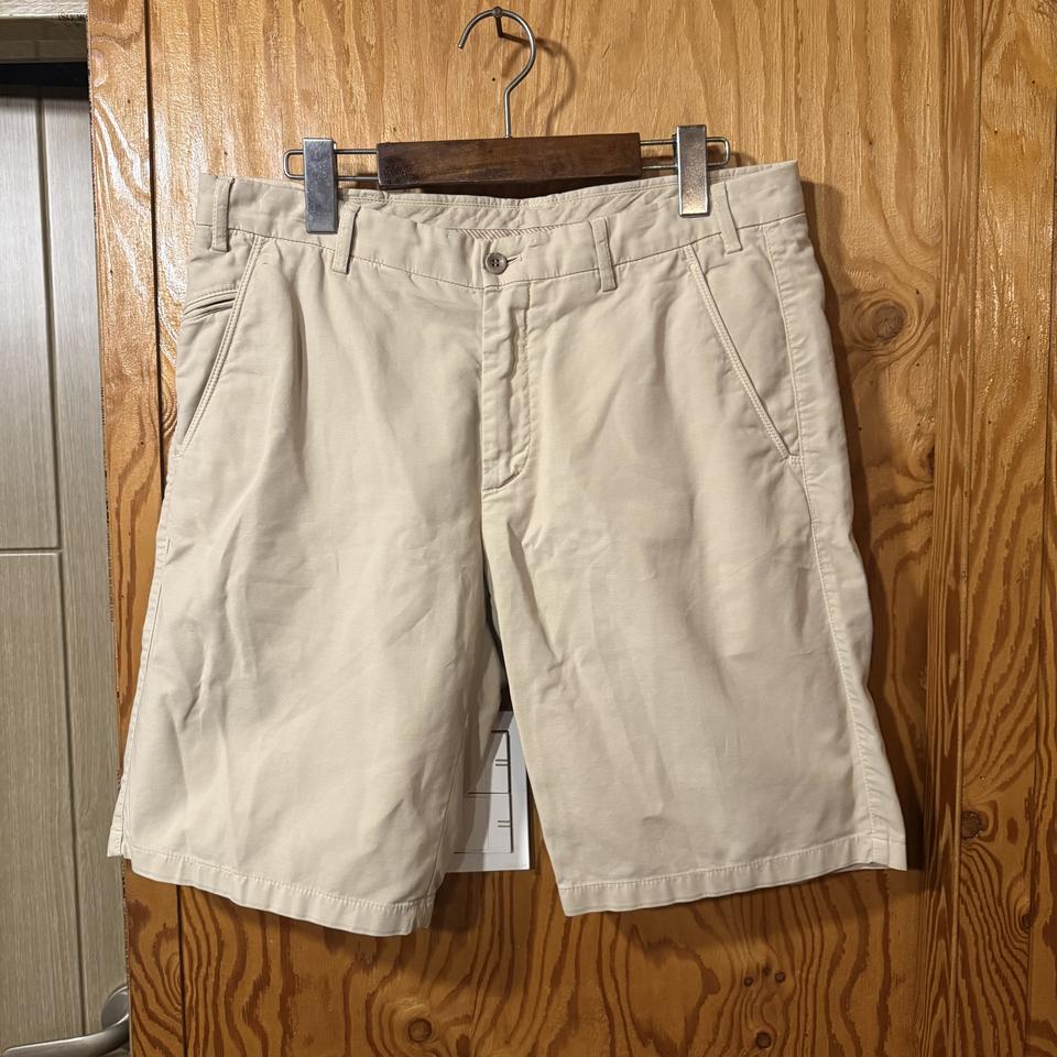 로로피아나 반바지 판매 합니다.