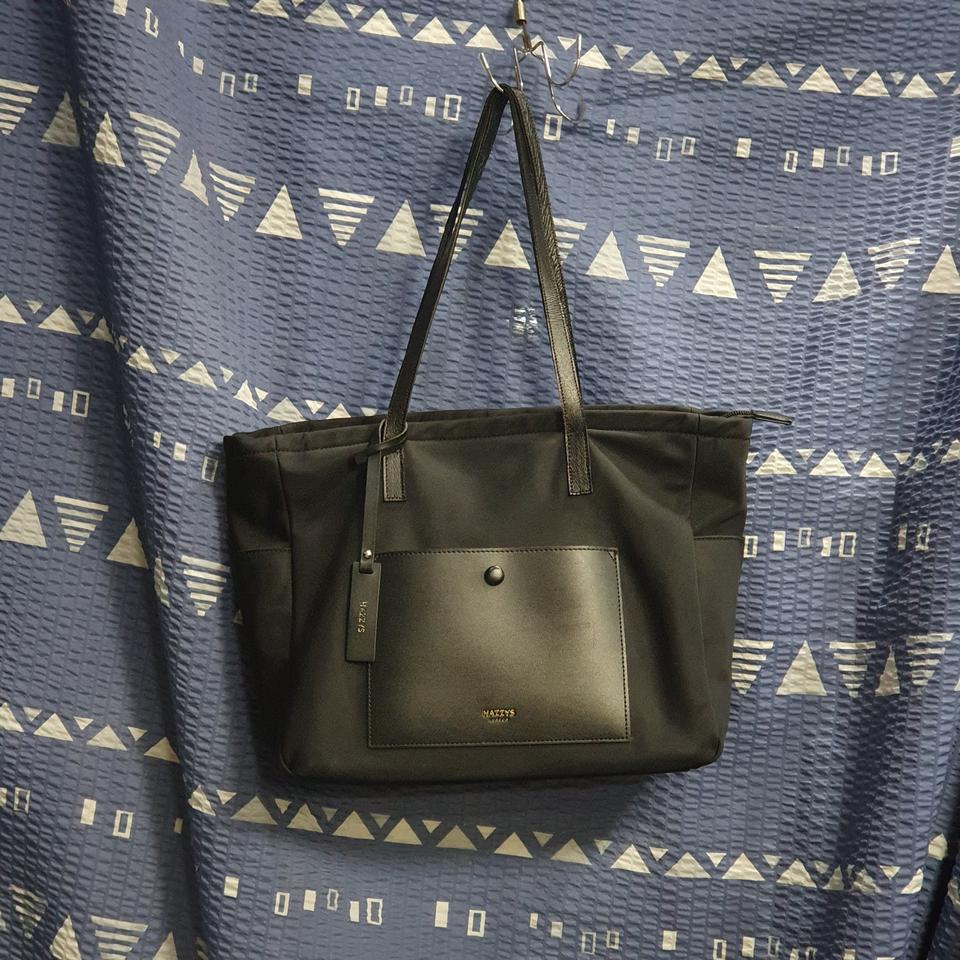 헤지스. 나일론 숄더백