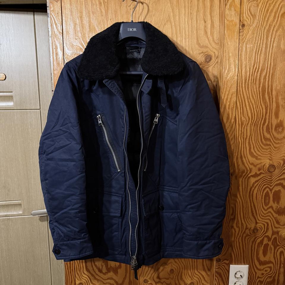 톰포드 퍼 패딩 코트 판매 합니다.