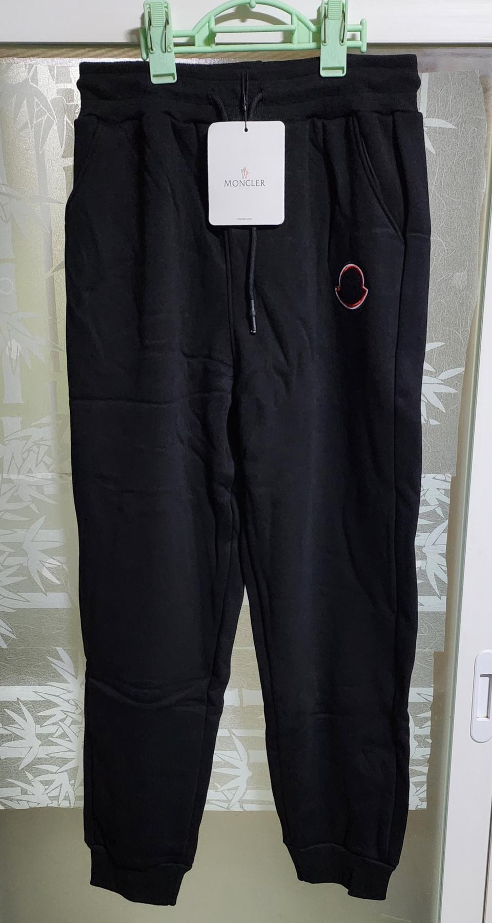 몽클레어 트레이닝 바지