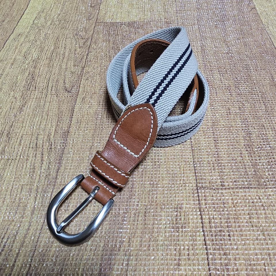 밴딩가죽벨트 스페인제24~27인치 새것(여성또는 아동용)