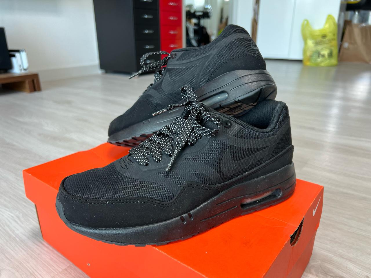 [250] 나이키 (W) 에어맥스1 CMFT PRM TAPE