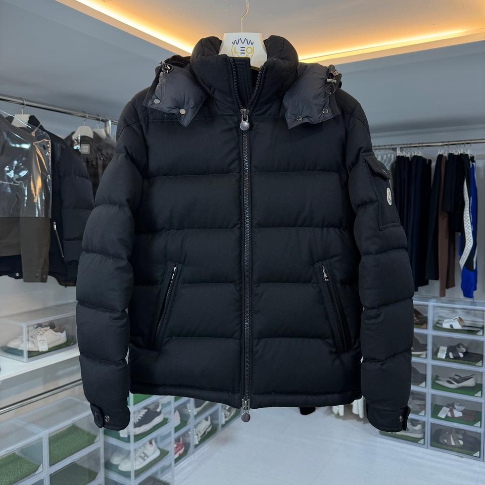 [리오브] 몽클레어 몽제네브르 와펜 패치 패딩