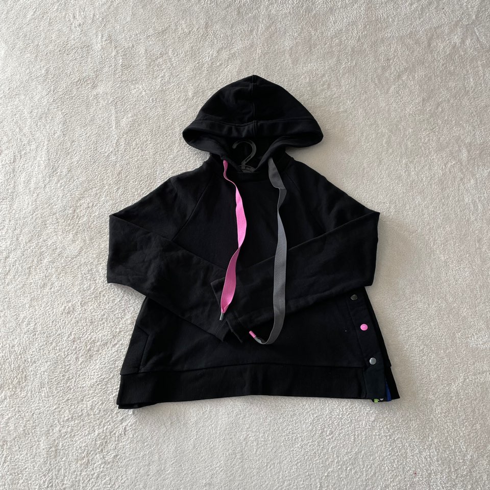 럭키슈에뜨 JDC 후드티 36