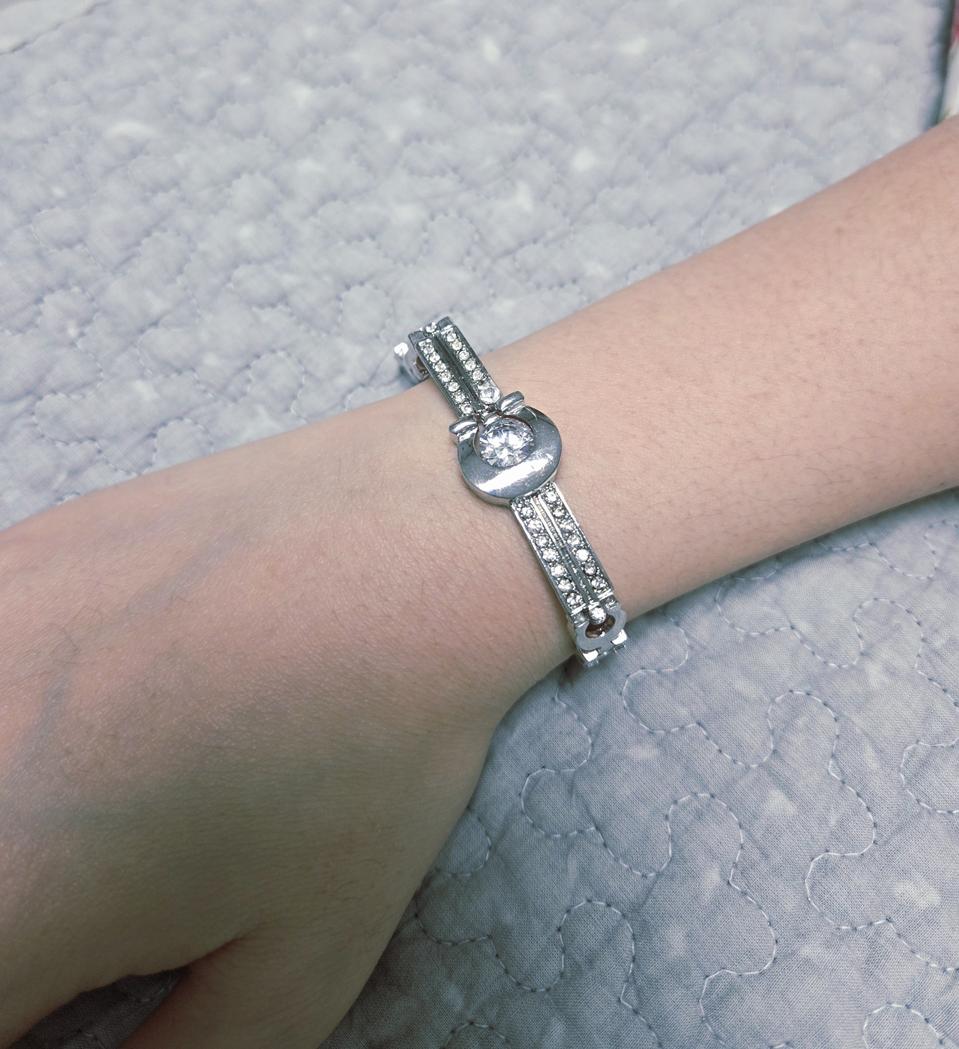 큐빅 팔찌
