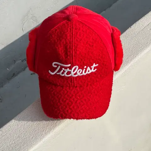 [S-M] 타이틀리스 로고 레드 트윌 이어머프 볼캡 모자 골프