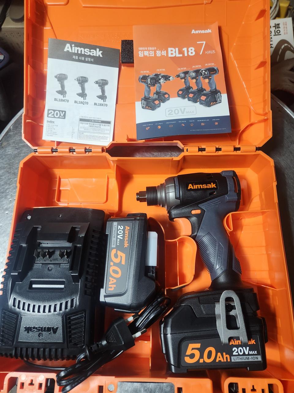 아임삭 20v 충전임팩드라이버렌치 BL18X705 A급 판매