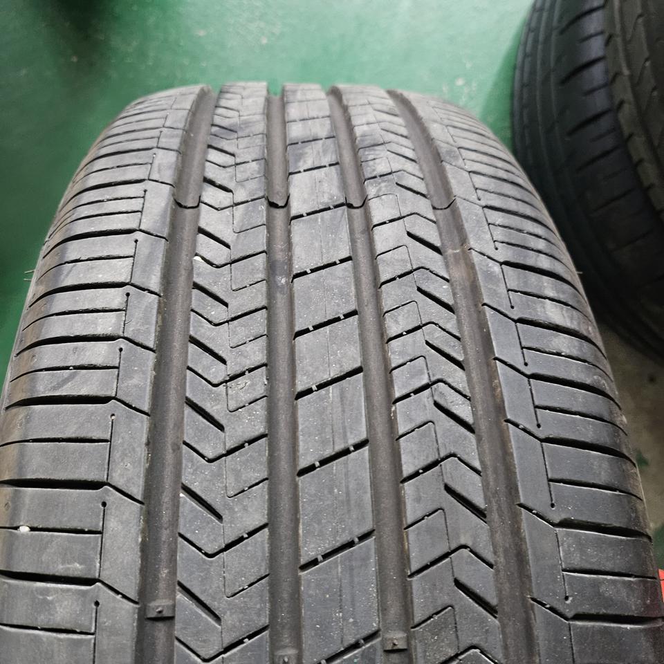 215 55 17 한국타이어 중고 팝니다