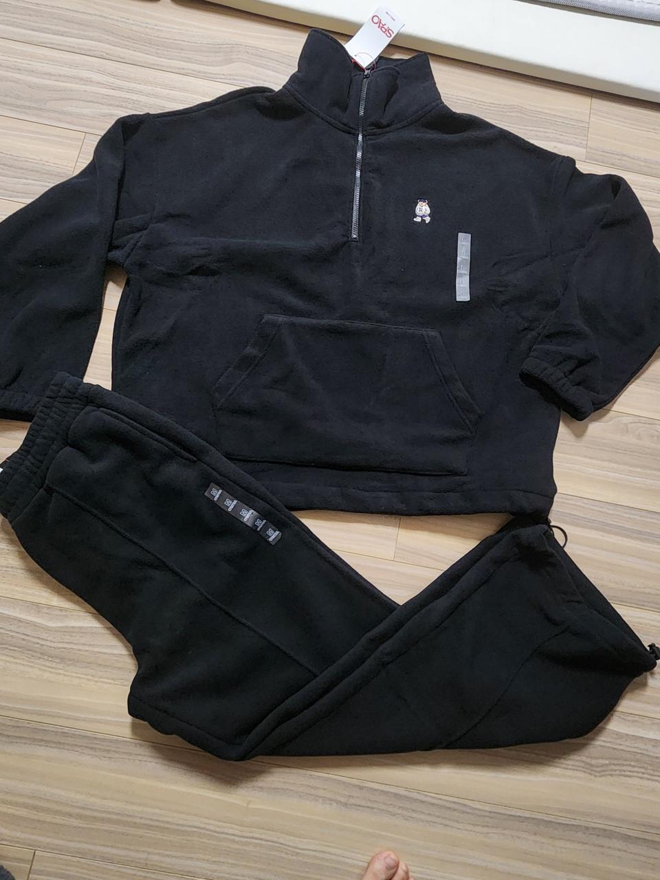 스파오플리스반집업풀오버바지세트셋업블랙