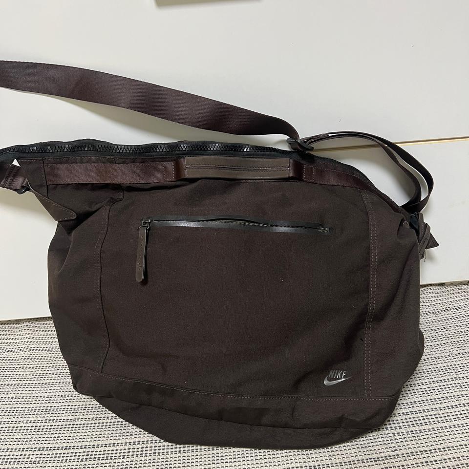 나이키 크로스 메신저 빅백