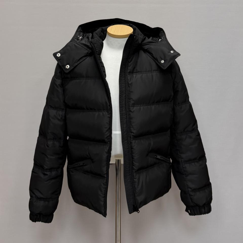 프라다 삼각로고 여성 구스다운 후드 패딩 ( 77 ) 