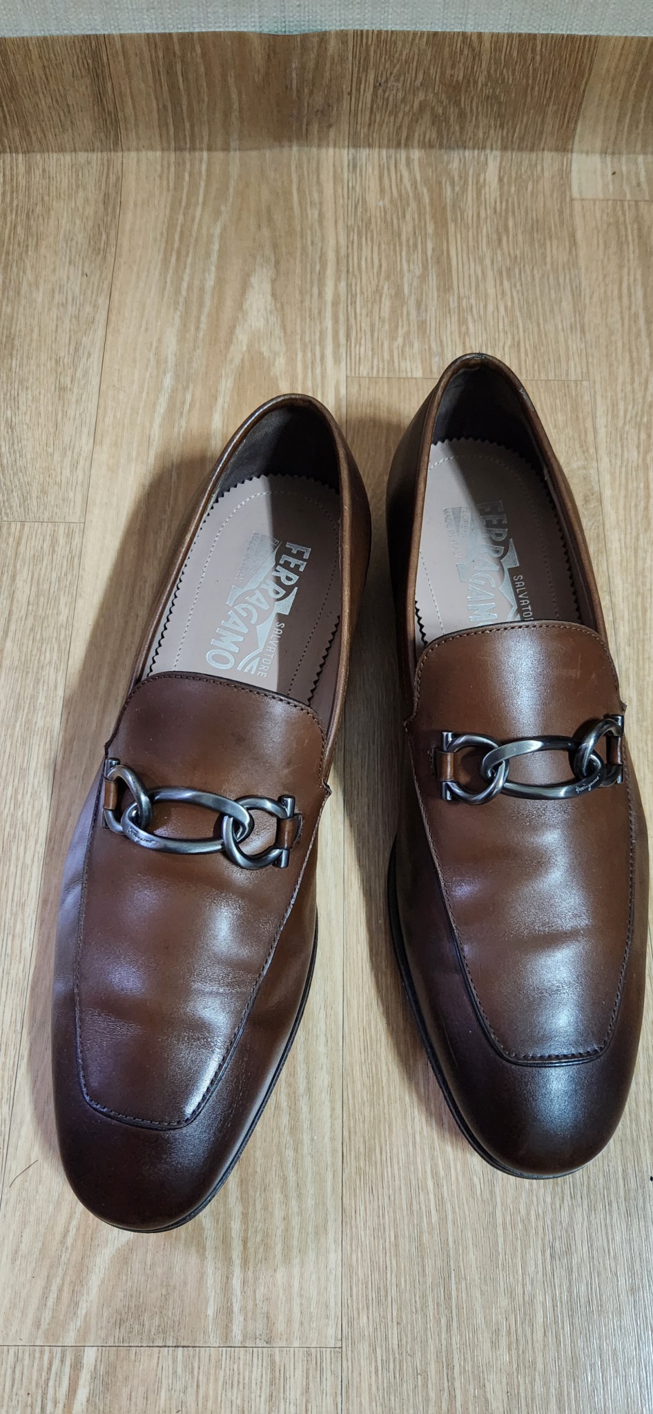 (6.5/255)페라가모구두 간치니 페라가모로퍼 신사화 정장구두