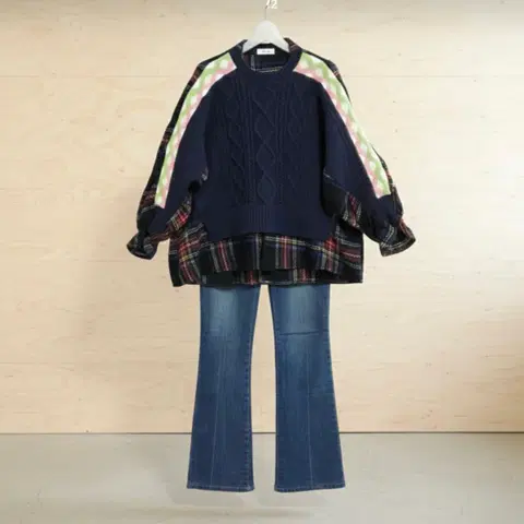 니트배색 도톰 블라우스 F n2711 애슐리상점