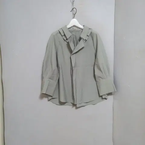 쥬크 카키색 블라우스 66 n9100 애슐리상점