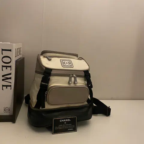 CHANEL / 빈티지 샤넬 6번대 스포츠 라인 스몰 백팩