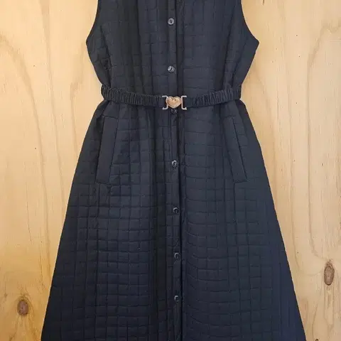 누빔패딩 앞단추오픈 벨트원피스(새옷)