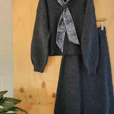 니트 치마 세트 (챠콜)새옷