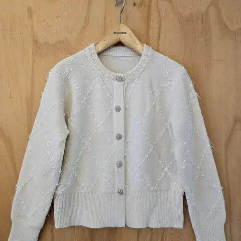 크림아이보리 안나가디건 (새옷)
