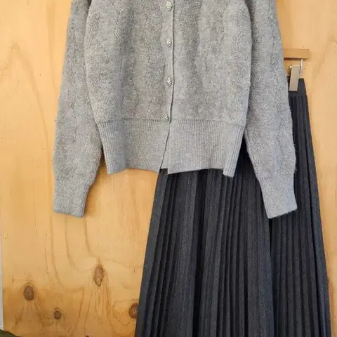 러블리 우아한 그레이 가디건 (새옷)