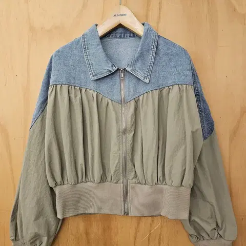 데님 요크 배색 바스락 크롭 점퍼(새옷)