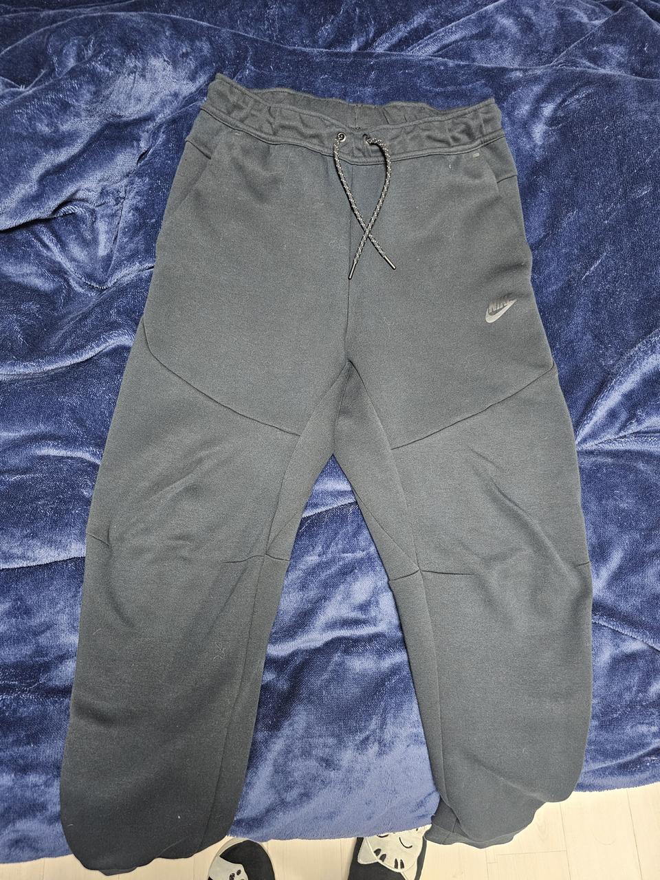 나이키 테크팩 하의 팝니다 M