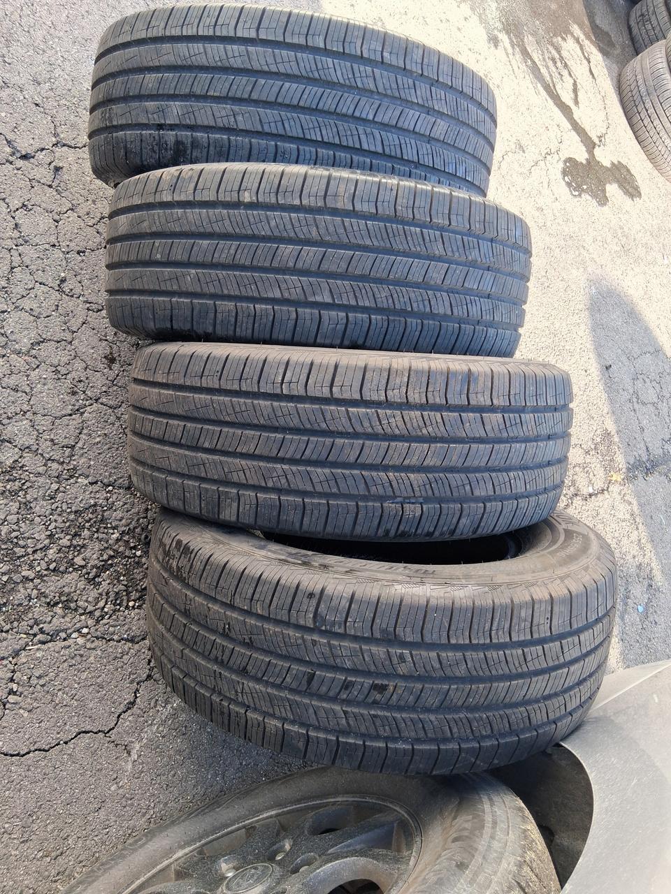 한국25년95%급2556516중고타이어.테라칸.무쏘.코란도.렉스턴