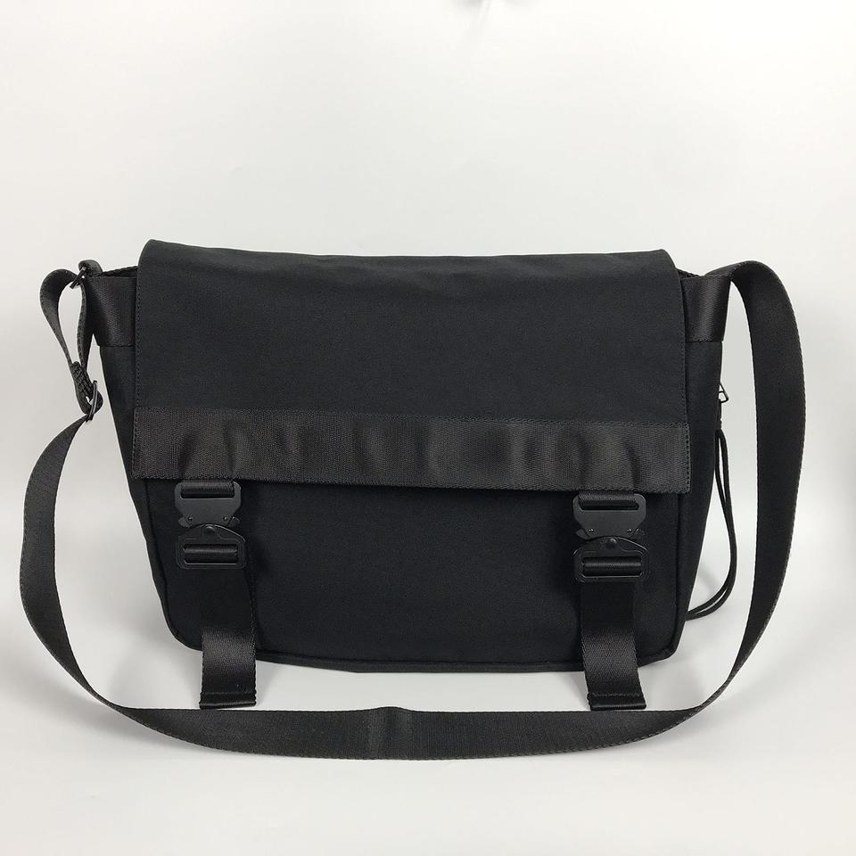 메종미네드 메신저백 크로스백 가방