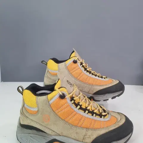 효자빈티지 250 트랙스타 트래킹화