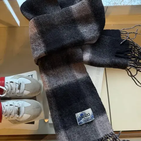 겐조 투페이스 머플러