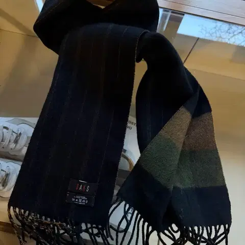 닥스 투페이스 캐시미어 머플러