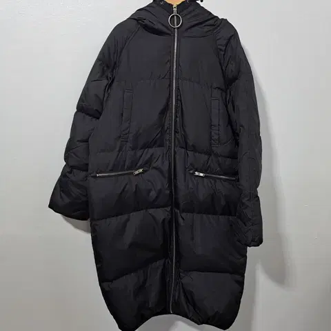 베네통 여성 오버핏 덕다운 패딩 점퍼 42