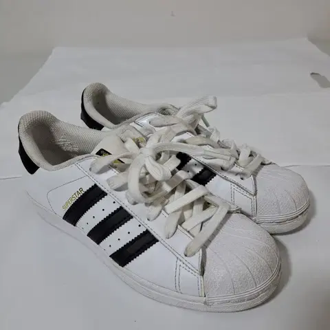 아디다스 슈퍼스타 운동화 화이트 230