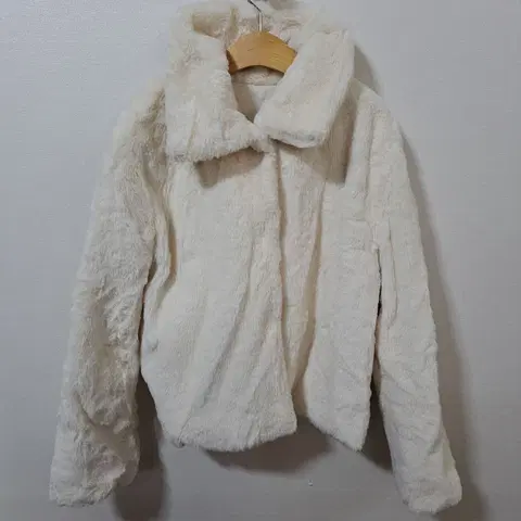 여성 오버핏 퍼자켓 크롭자켓