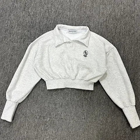 어썸스튜디오 크롭 기모 맨투맨