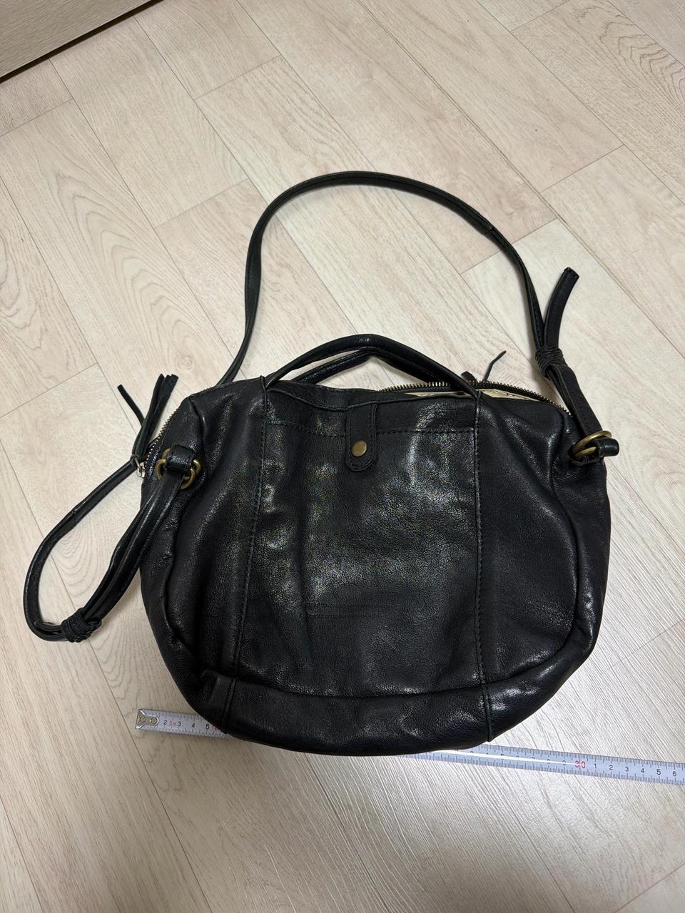 검정색 가죽 가방