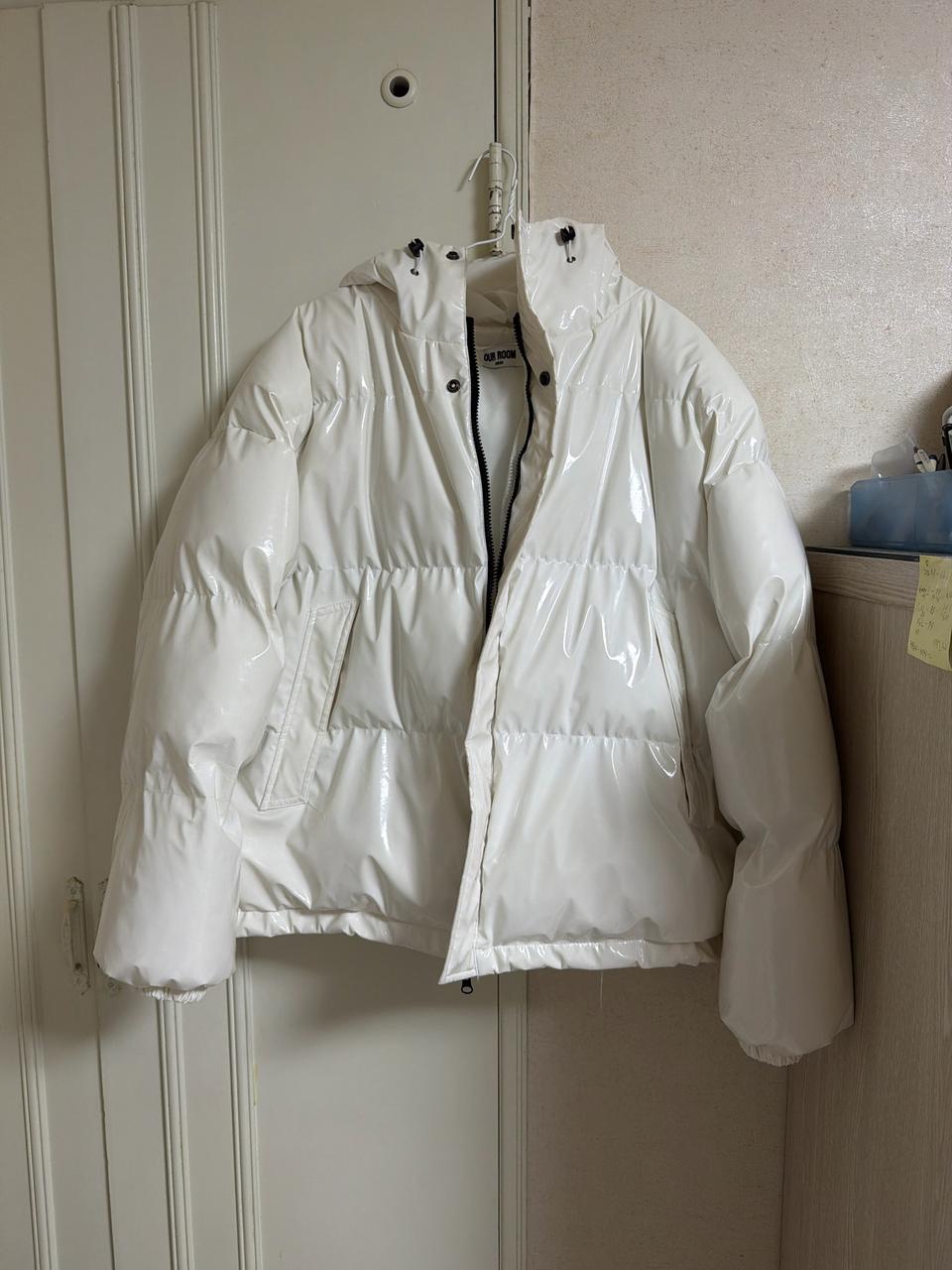 남자 유광 패딩m