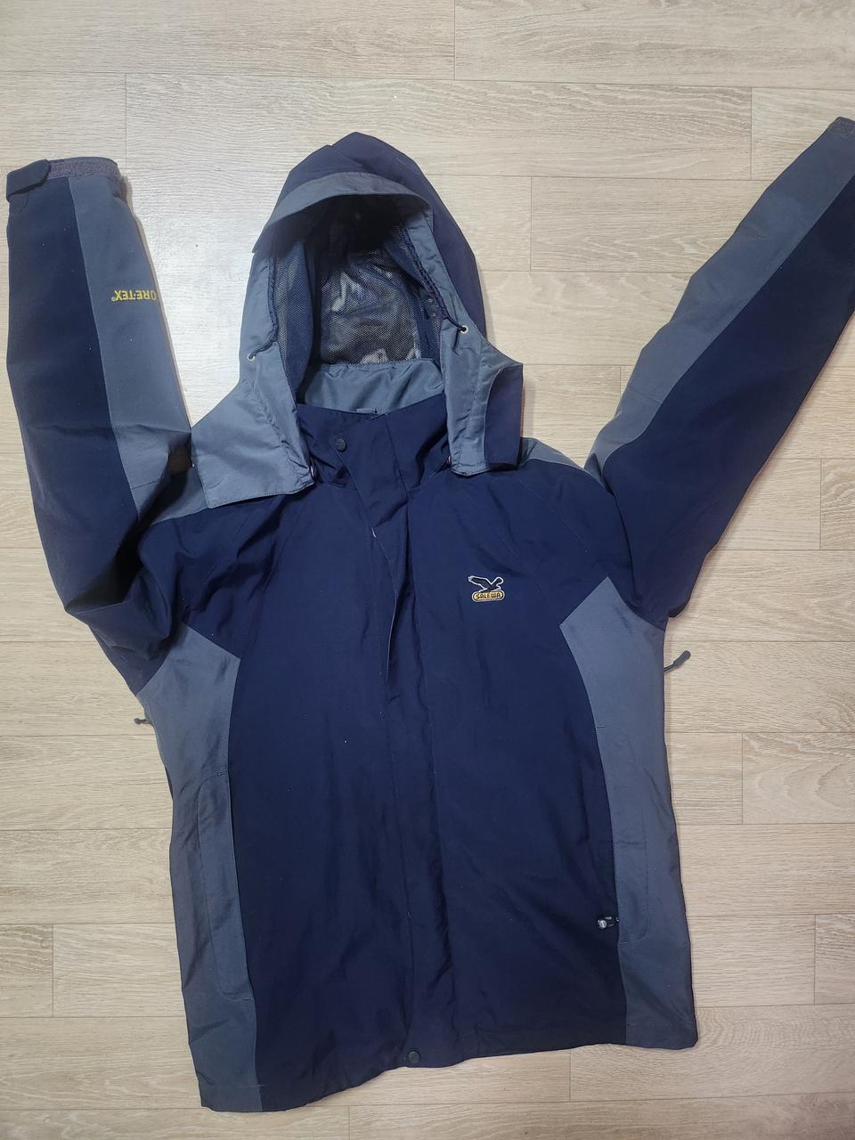 살레와 방수바람막이 100