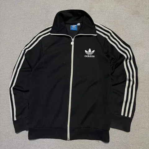 아디다스 유로파 트랙탑