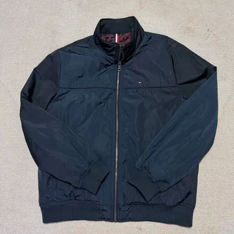 타미힐피거 봄버 자켓