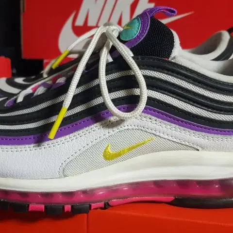 나이키 에어맥스97 다이나믹 옐로우 270