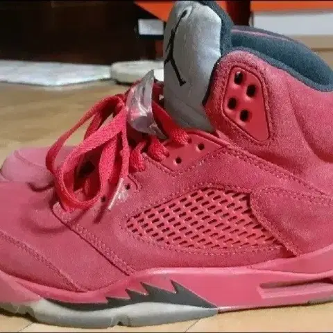 에어조던5 하이 레트로 레드스웨이드