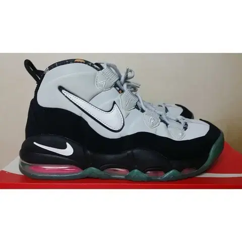 나이키 업템포 사우스비치