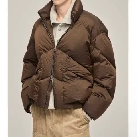 23FW 타임 옴므 브라운 하이넥 구스다운 패딩 100