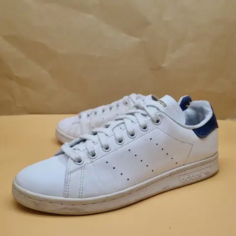 아디다스 스탠스미스 데님 스니커즈 255_