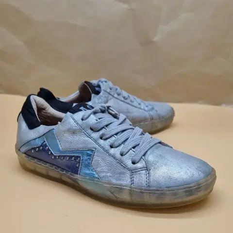 AS98 몬타냐 스니커즈35.5 225_