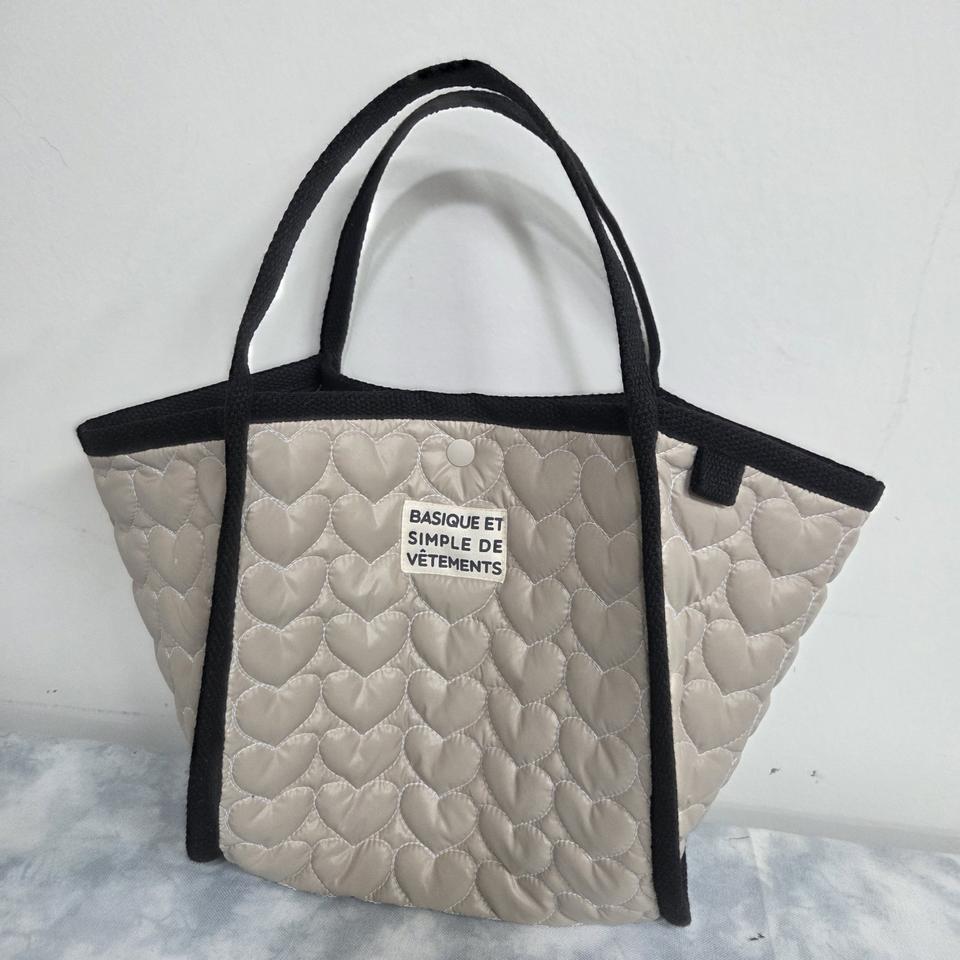 베이지하트누빔 스몰토트백