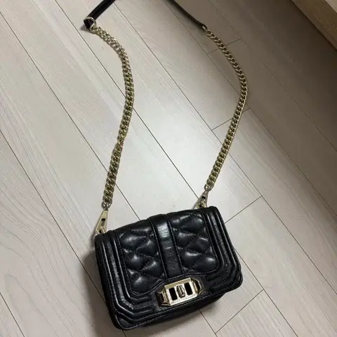 레베카밍코프 블랙 미니 크로스백