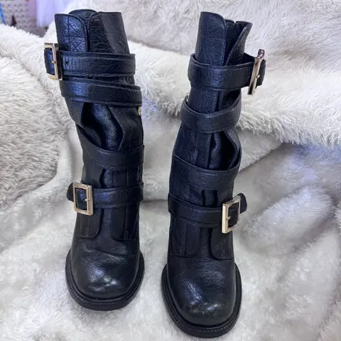 토리버치 스트랩 골드 톤 버클 가죽 부츠