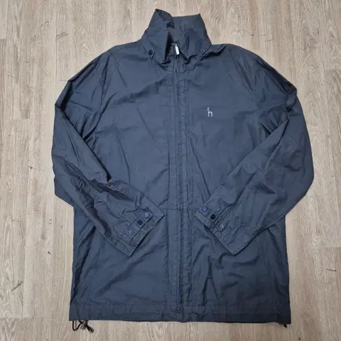 해지스 자수로고 바람막이 집업 자켓